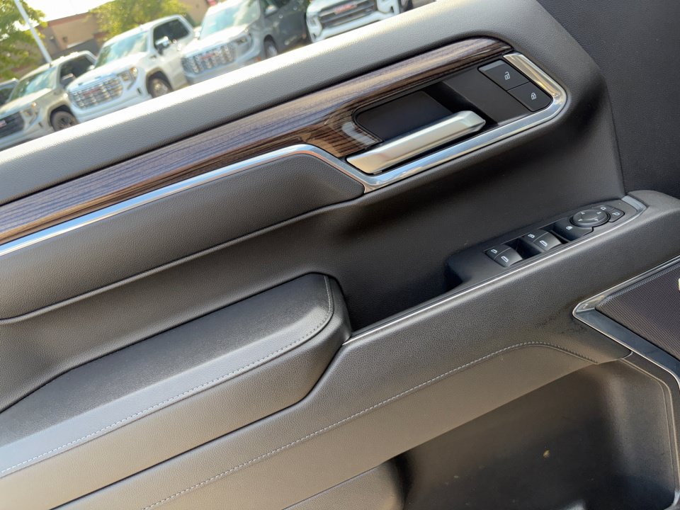 Certified 2024 Chevrolet Silverado 1500 LT Trail Boss w/ Convenience Package II AWD/4WD image 32