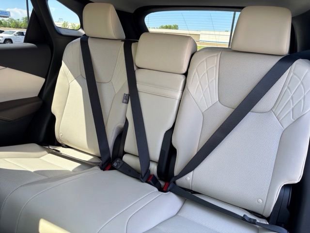 Used 2023 Lexus RX 350 Premium w/ Accessory Package AWD/4WD image 25