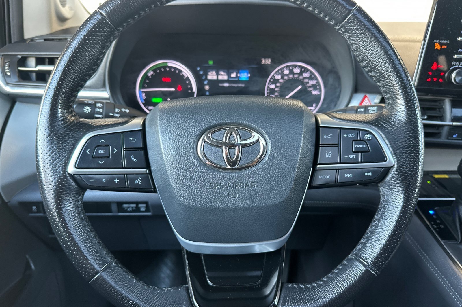 Certified 2021 Toyota Sienna Limited image 24