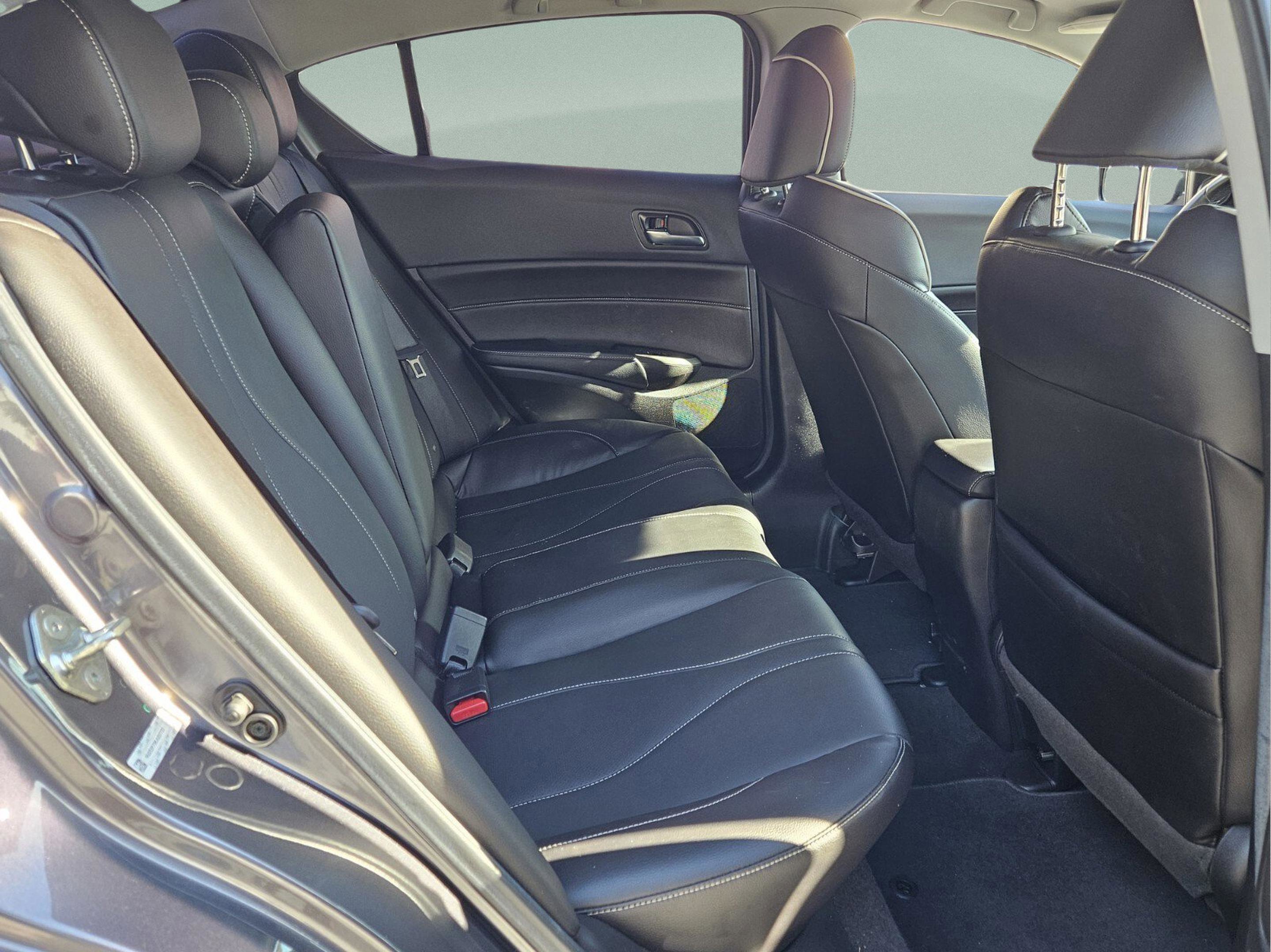 Used 2019 Acura ILX w/ Premium Package image 12