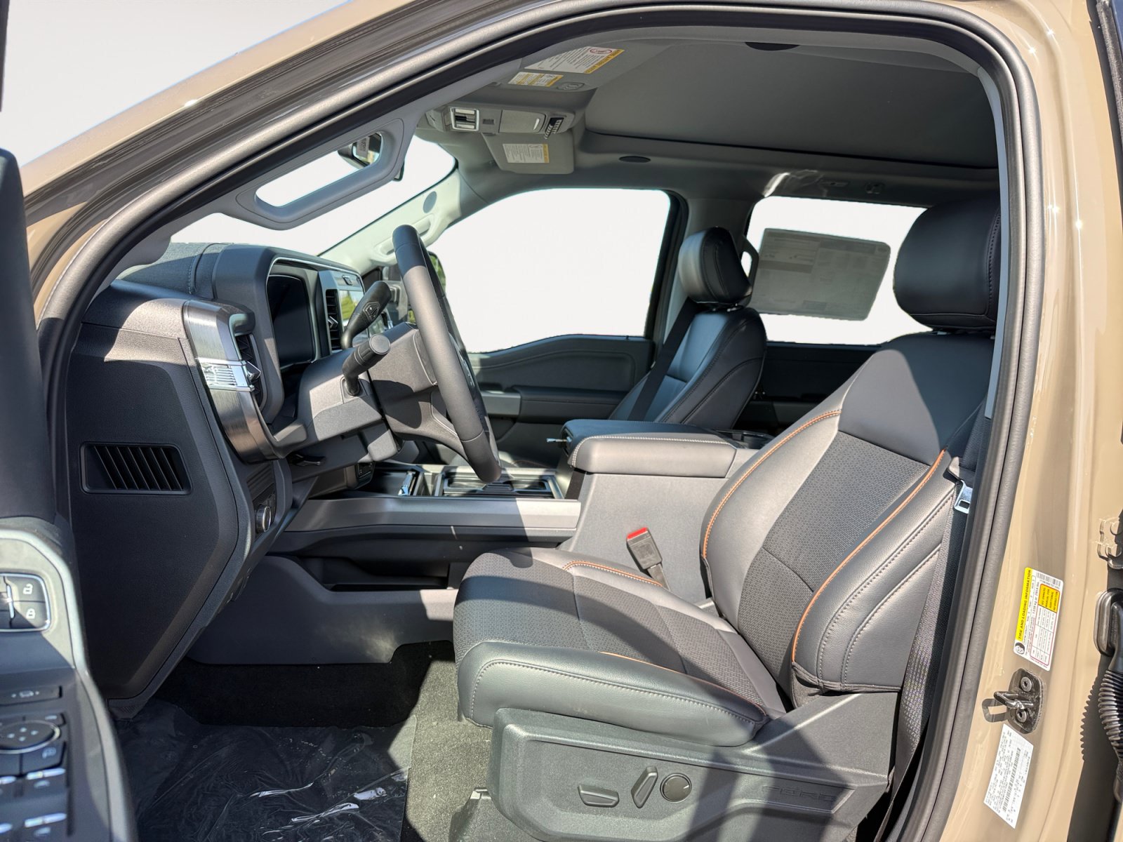 New 2026 Ford F250 Lariat w/ Tremor Off-Road Package AWD/4WD image 10