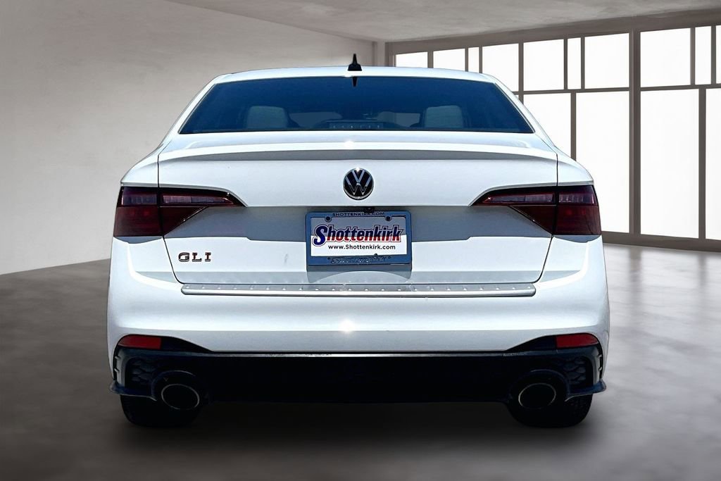 Used 2022 Volkswagen Jetta GLI Autobahn FWD image 5