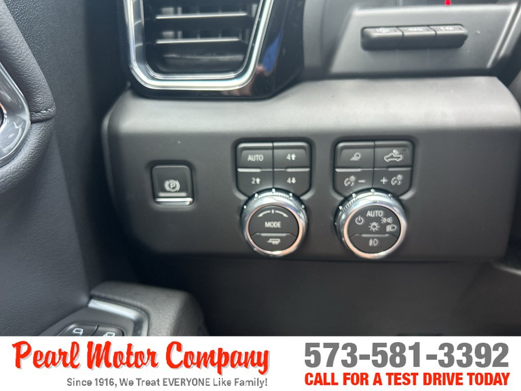 New 2026 GMC Sierra 1500 Denali w/ Technology Package AWD/4WD image 15