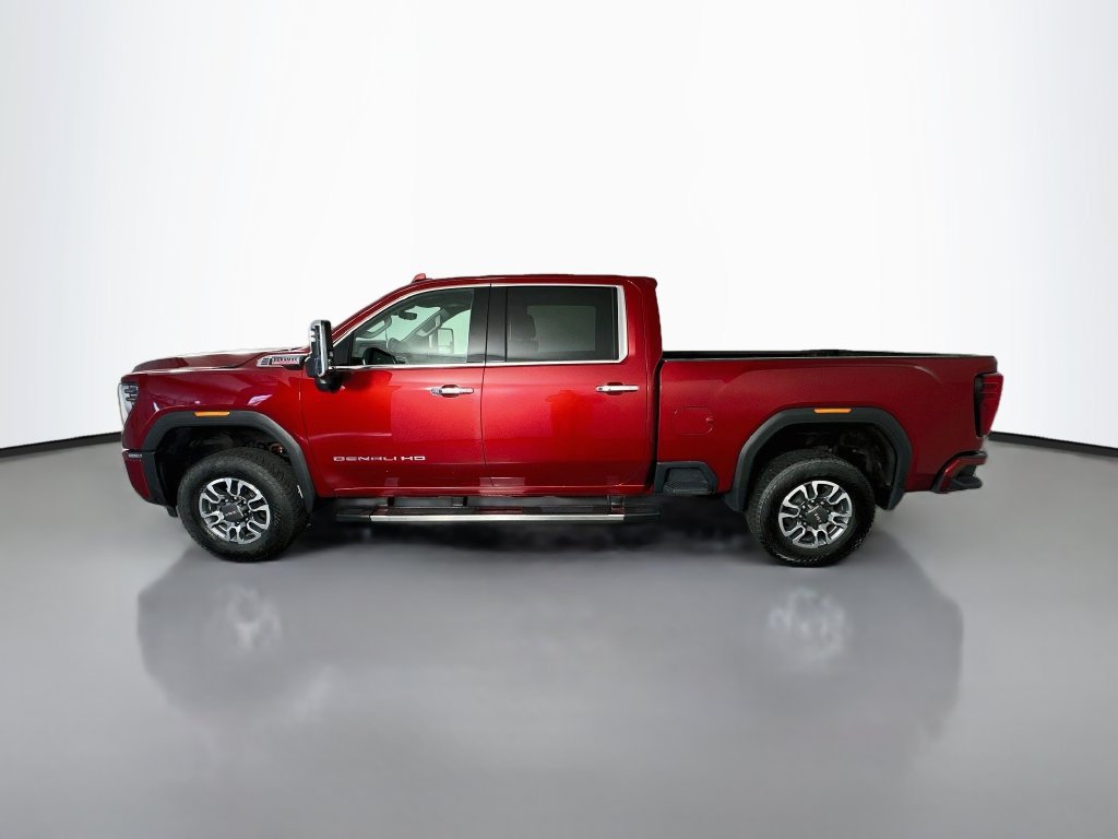 Used 2024 GMC Sierra 3500 Denali w/ Technology Package AWD/4WD image 4