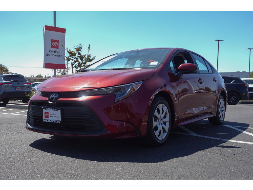 Certified 2025 Toyota Corolla LE FWD image 7
