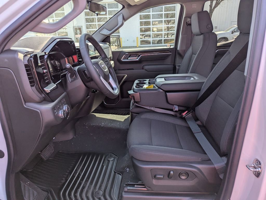 New 2026 GMC Sierra 1500 SLE w/ X31 Off-Road Package AWD/4WD image 11