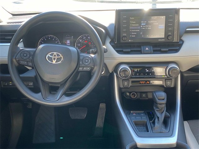 Used 2022 Toyota RAV4 XLE image 8