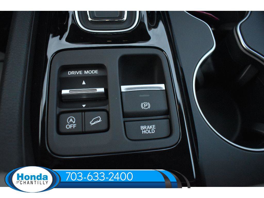 New 2026 Honda Pilot Touring image 18