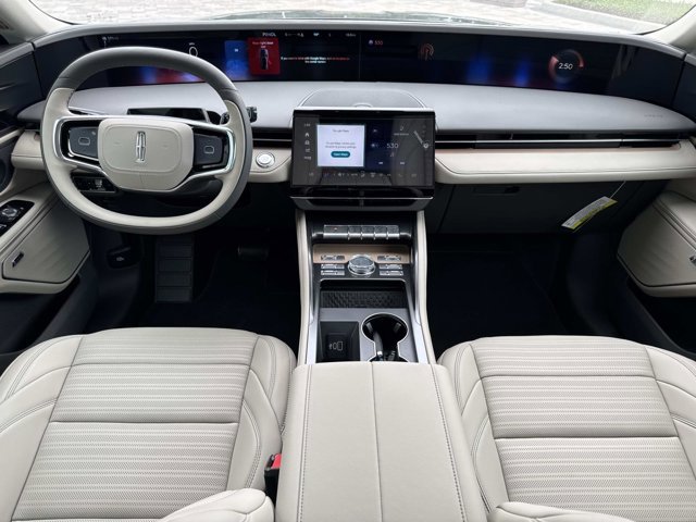 New 2025 Lincoln Nautilus Reserve image 24