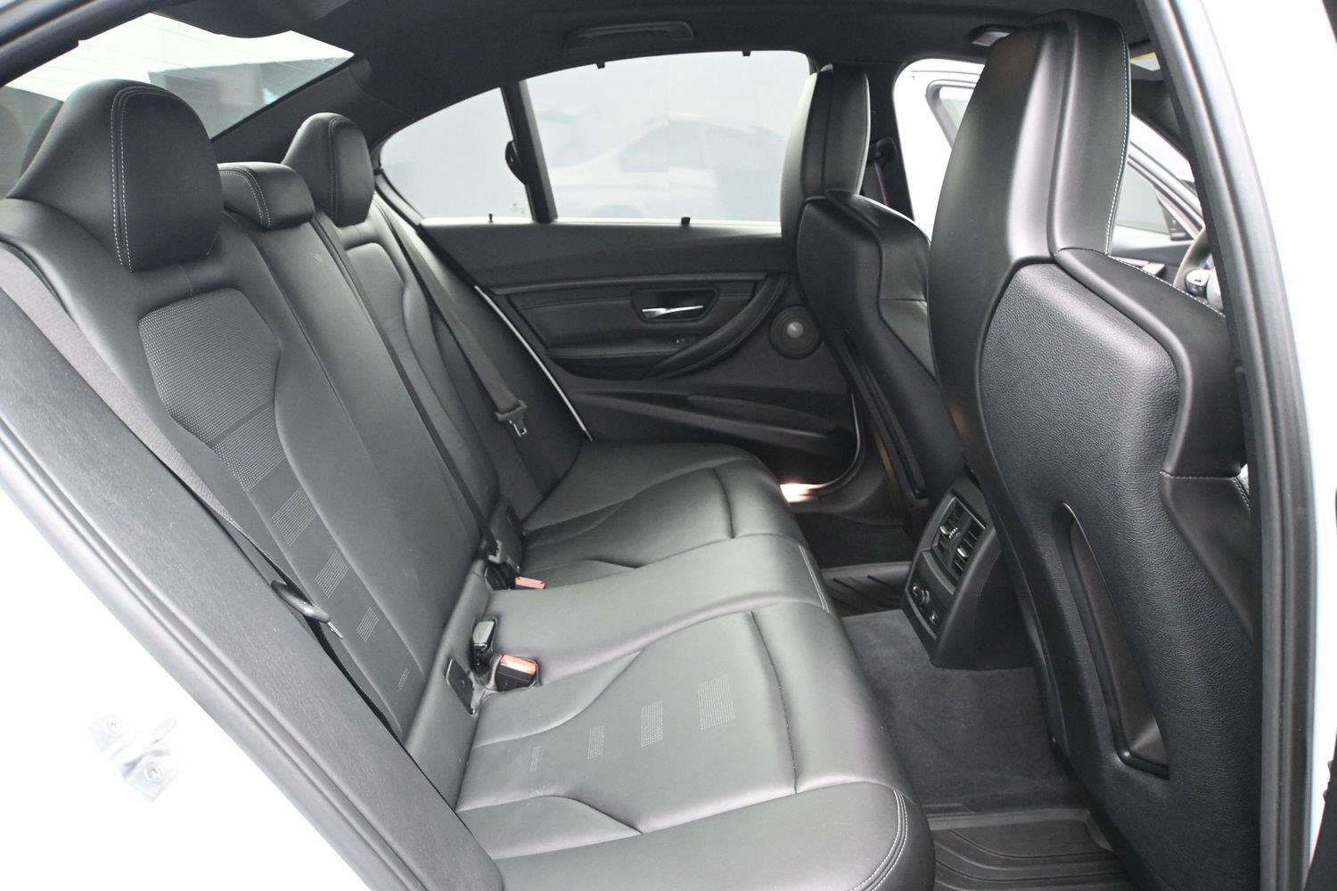 Used 2018 BMW M3 RWD image 21