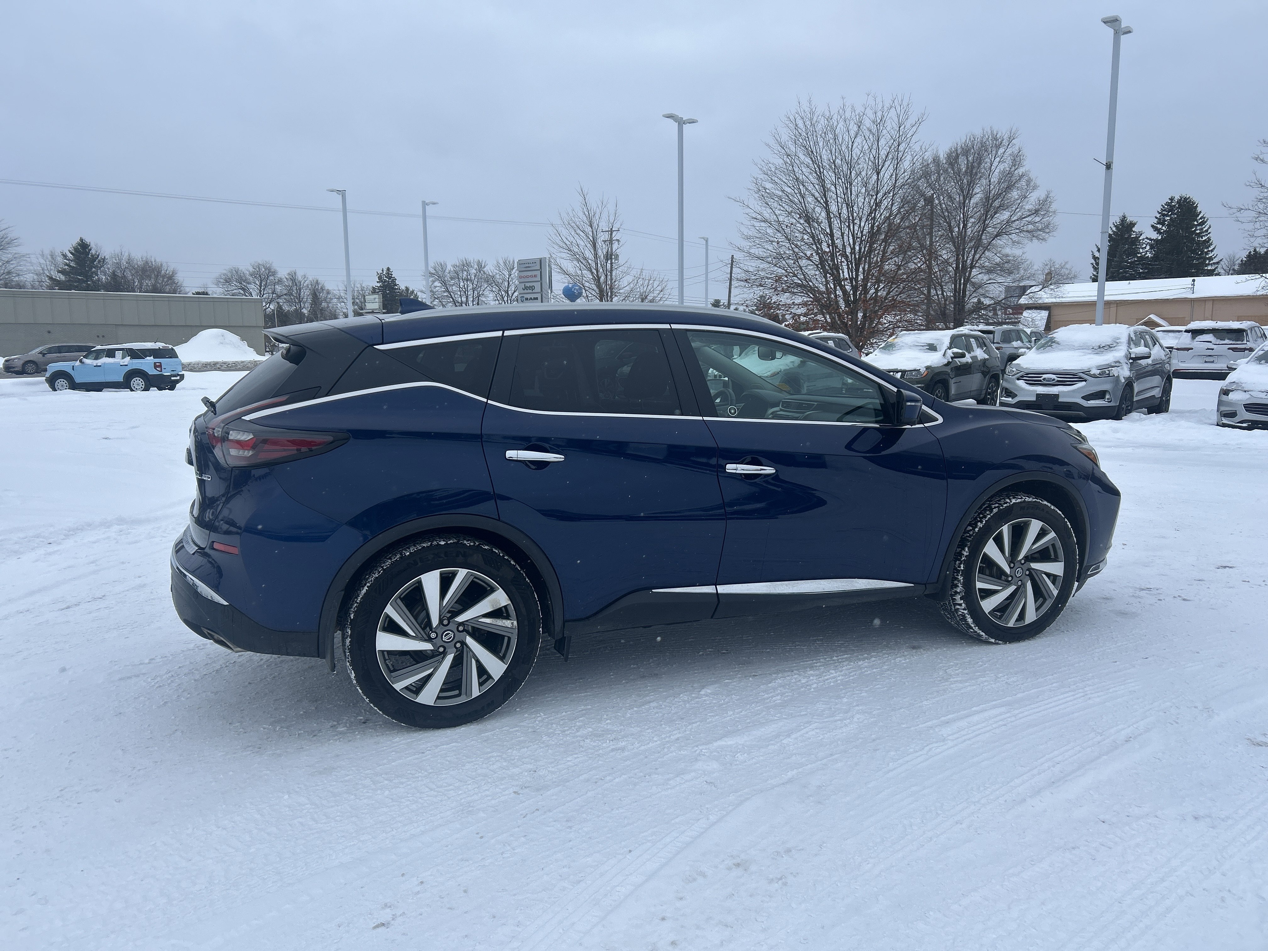 Used 2019 Nissan Murano SL image 3