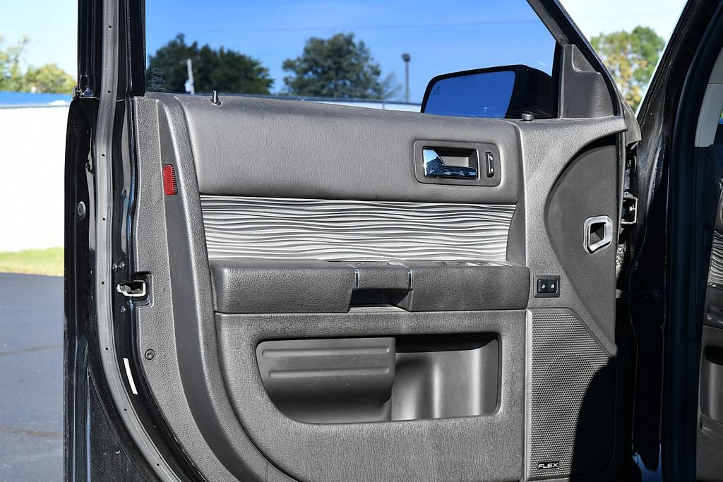 Used 2019 Ford Flex SEL w/ Equipment Group 202A FWD image 13