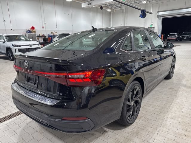 New 2026 Volkswagen Jetta SE FWD image 6