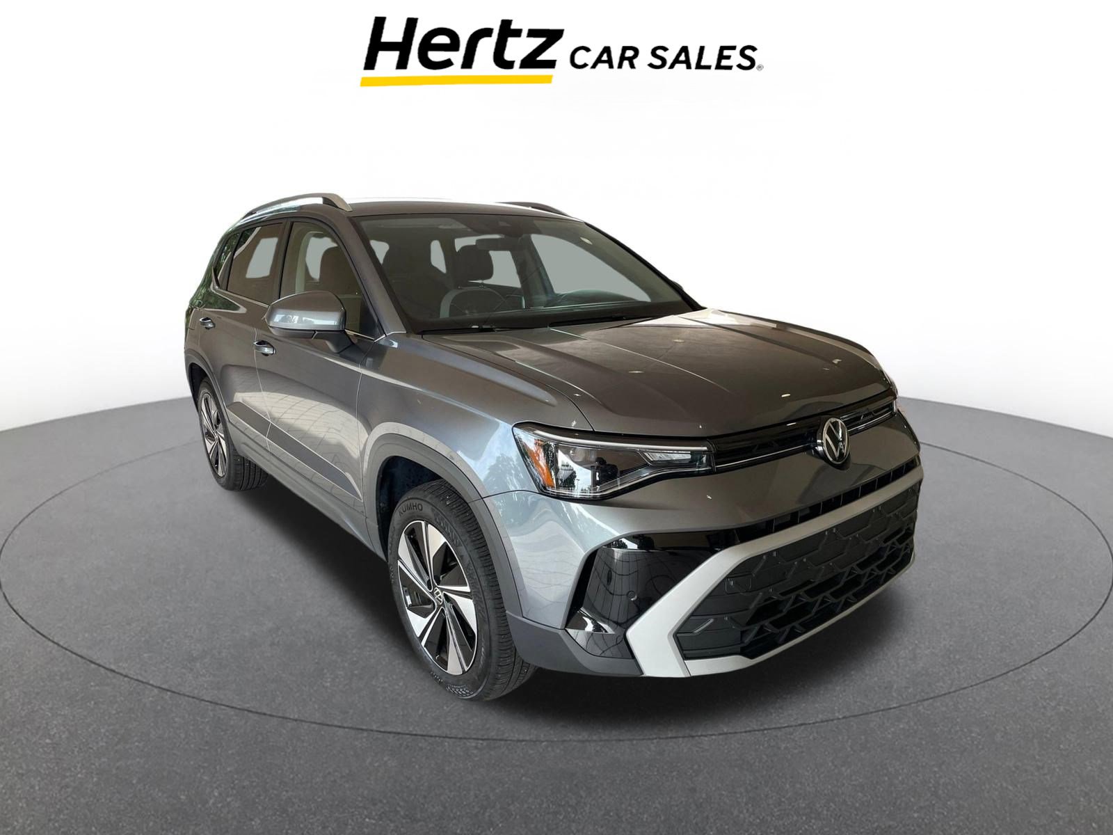 Used 2025 Volkswagen Taos SE image 1