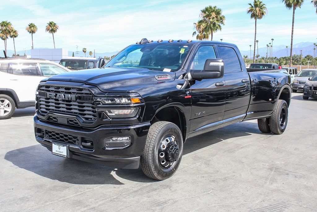 New 2026 RAM 3500 Big Horn AWD/4WD image 4