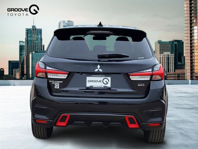 Used 2021 Mitsubishi Outlander Sport Black Edition image 4