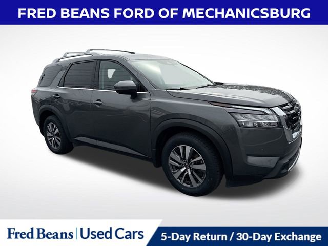 Used 2023 Nissan Pathfinder SL image 1