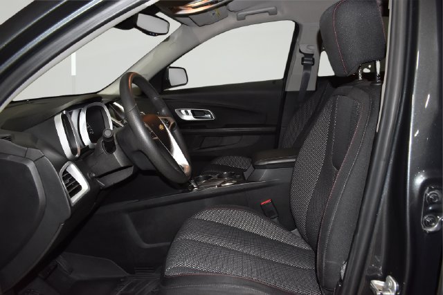 Used 2017 Chevrolet Equinox LT FWD image 15