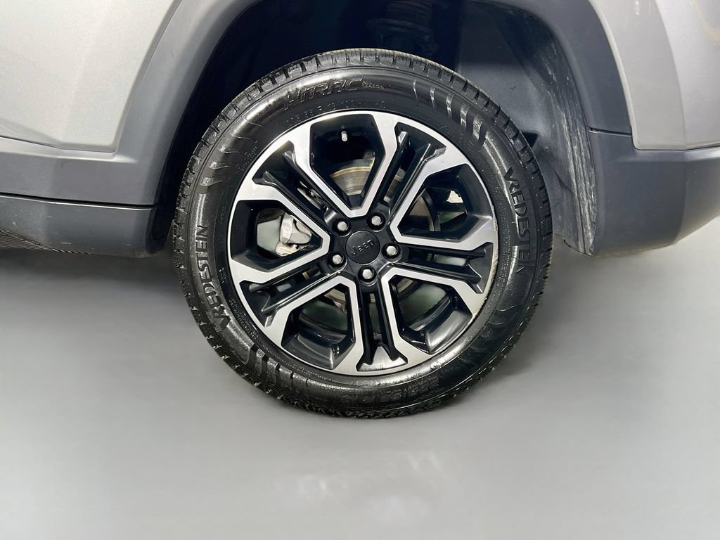 Used 2023 Jeep Compass Limited AWD/4WD image 30