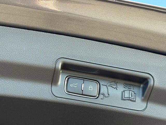 New 2026 Ford Explorer ST-Line image 6