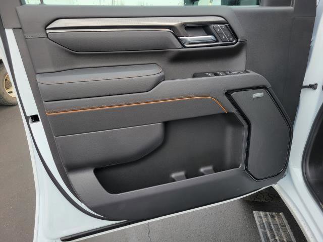 New 2026 GMC Sierra 2500 AT4 w/ AT4 Premium Plus Package image 5