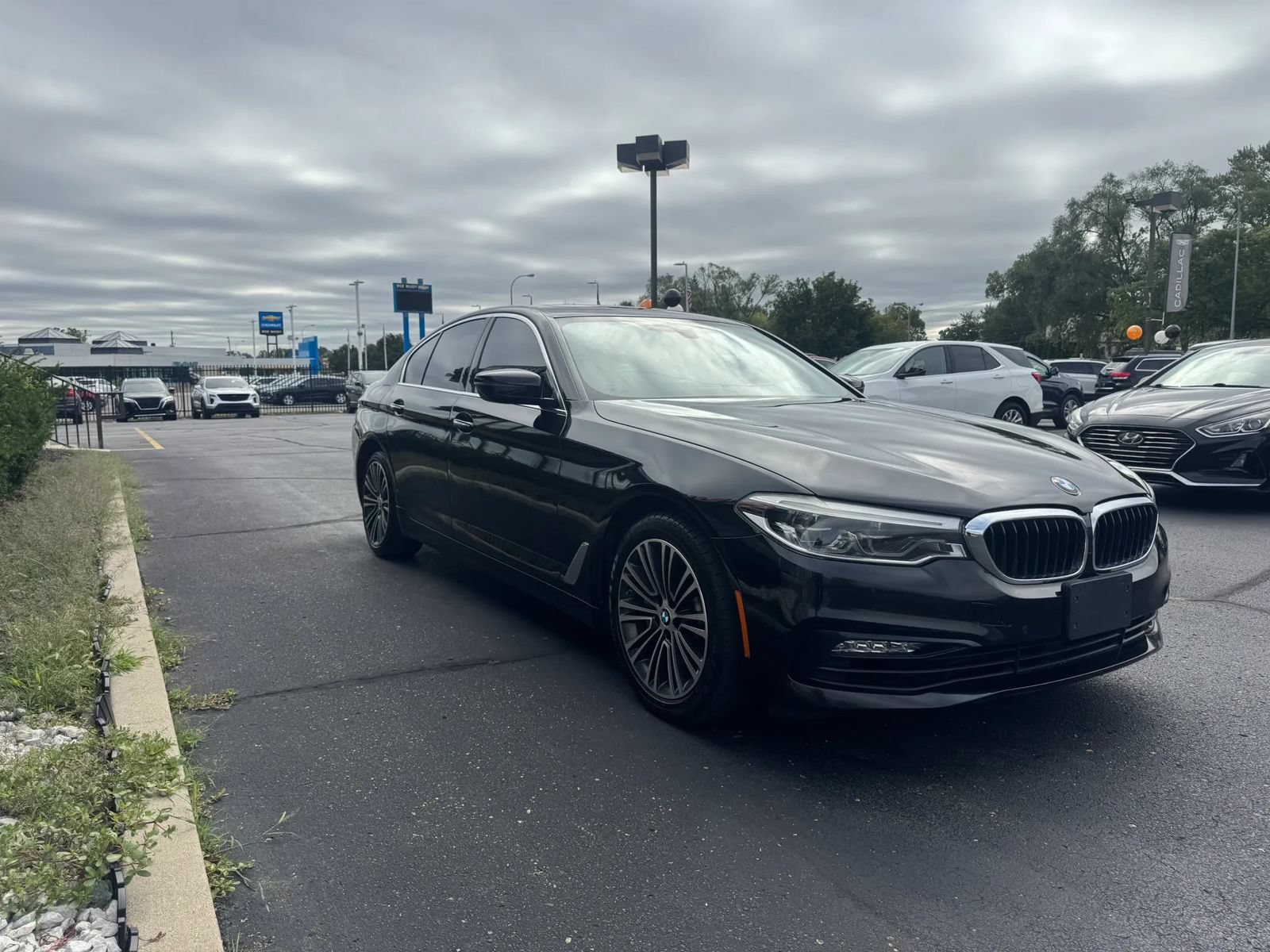 Used 2017 BMW 540i RWD image 3