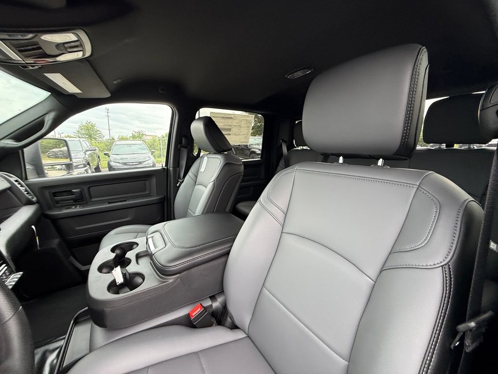 New 2026 RAM 3500 Tradesman AWD/4WD image 14