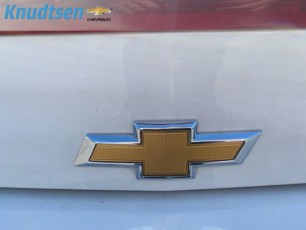Used 2018 Chevrolet Camaro LT RWD image 10
