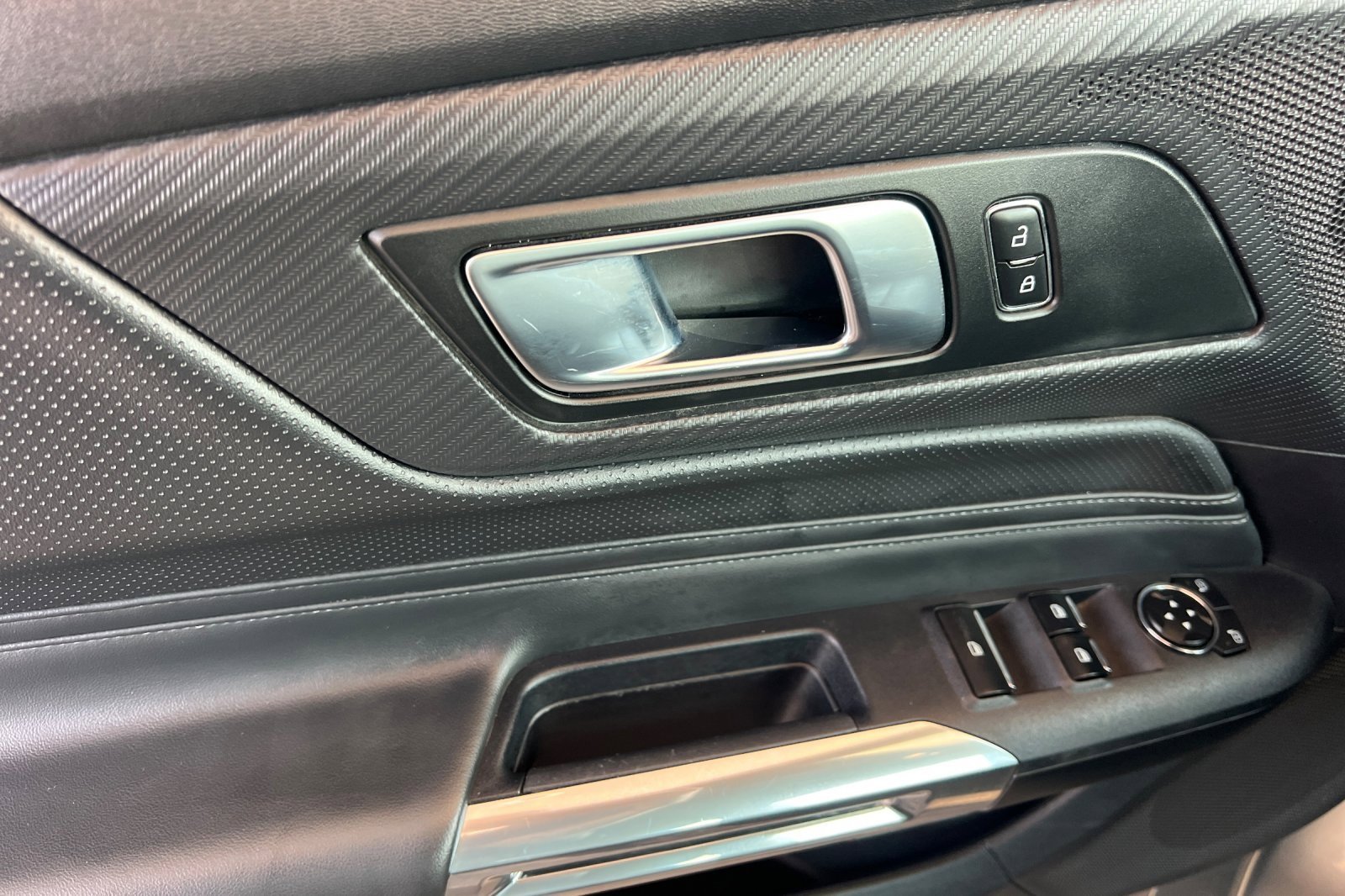 Used 2024 Ford Mustang Premium w/ Wheel & Stripe Package image 13