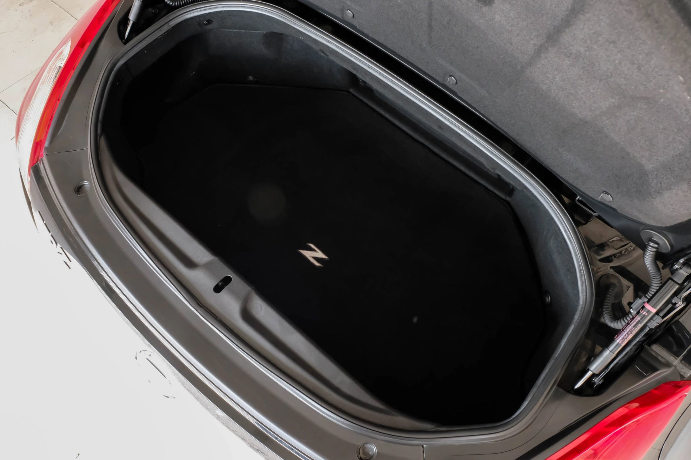 Used 2014 Nissan 370Z Roadster image 40