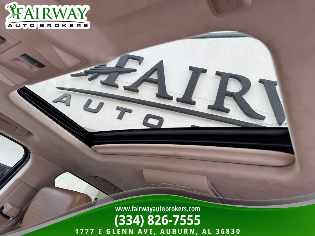 Used 2016 Cadillac Escalade Platinum AWD/4WD image 26