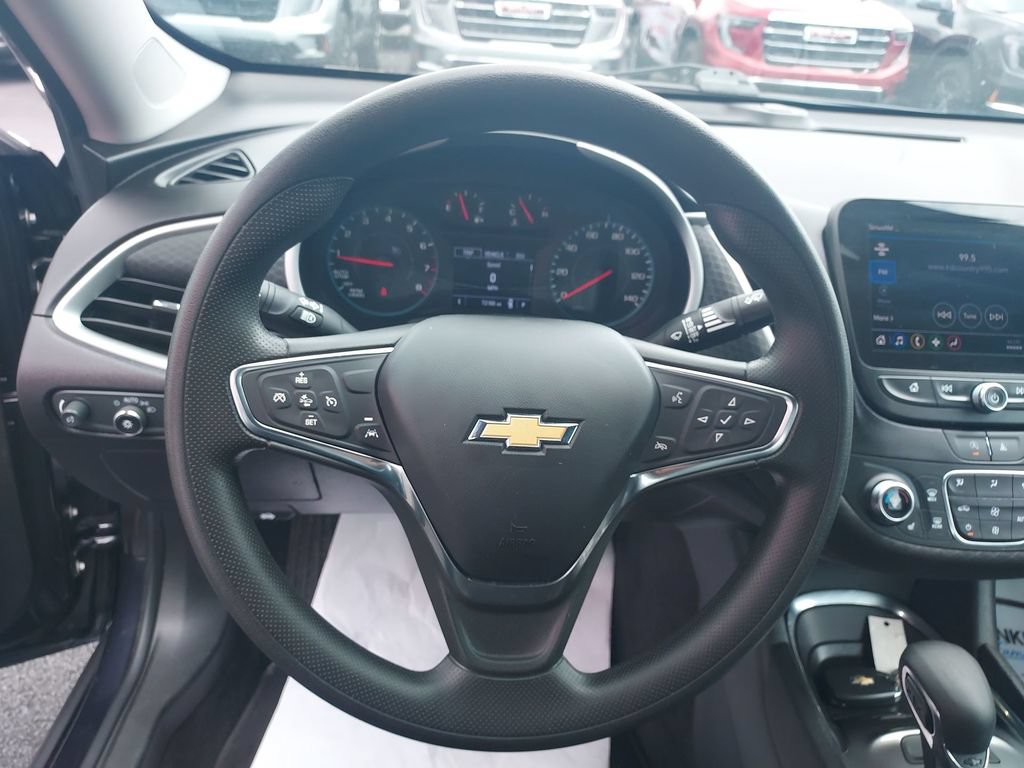 Used 2023 Chevrolet Malibu LT FWD image 20