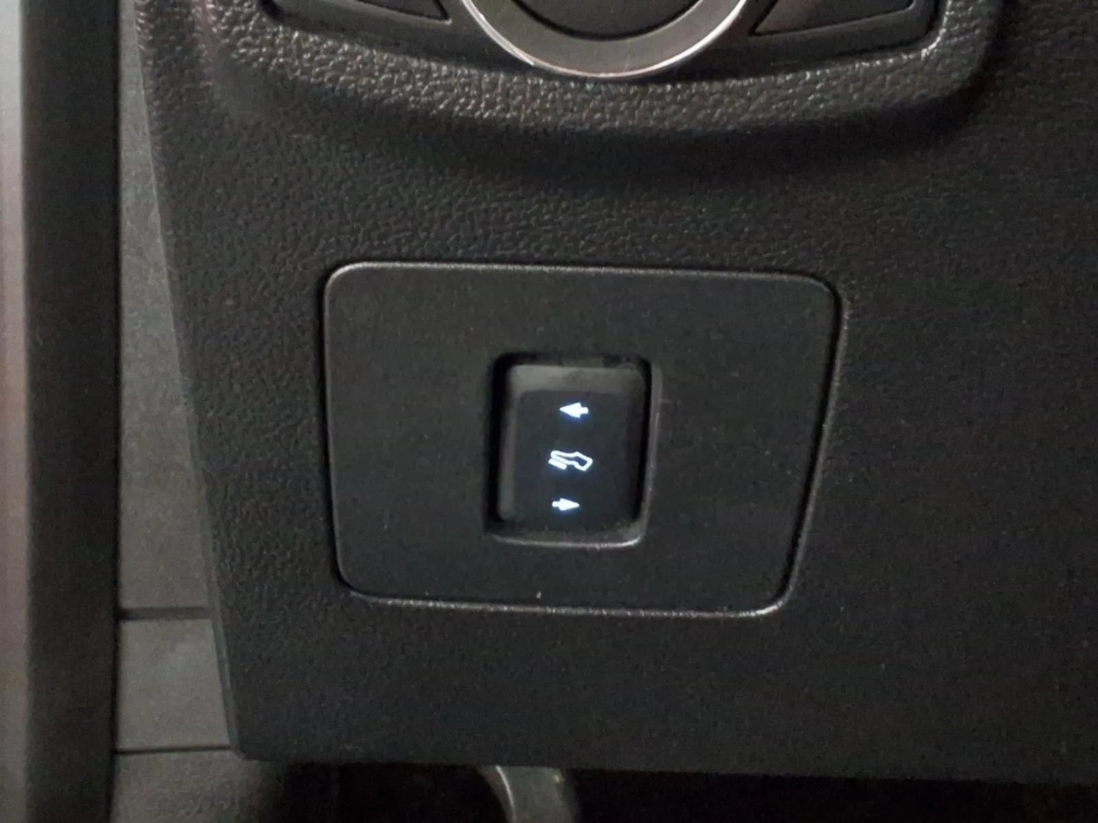 Used 2015 Ford F150 Lariat w/ Equipment Group 502A Luxury AWD/4WD image 20