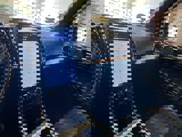 Certified 2023 Ford Edge ST w/ Cargo Accessory Package AWD/4WD image 13