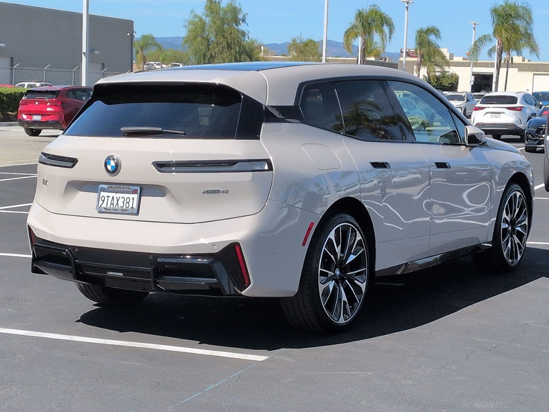 Used 2026 BMW iX xDrive45 w/ M Sport Package image 10