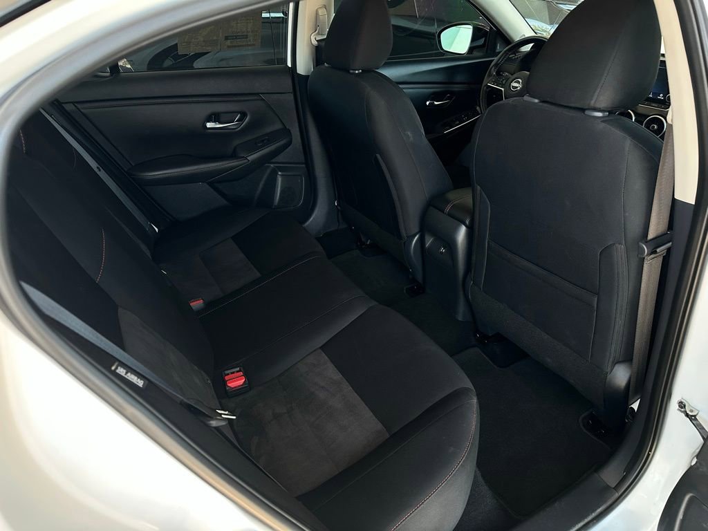 Used 2024 Nissan Sentra SR w/ Lighting Package FWD image 18