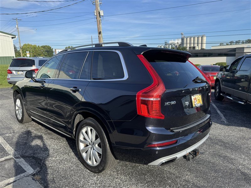 Used 2017 Volvo XC90 T6 Momentum w/ Vision Package AWD/4WD image 6