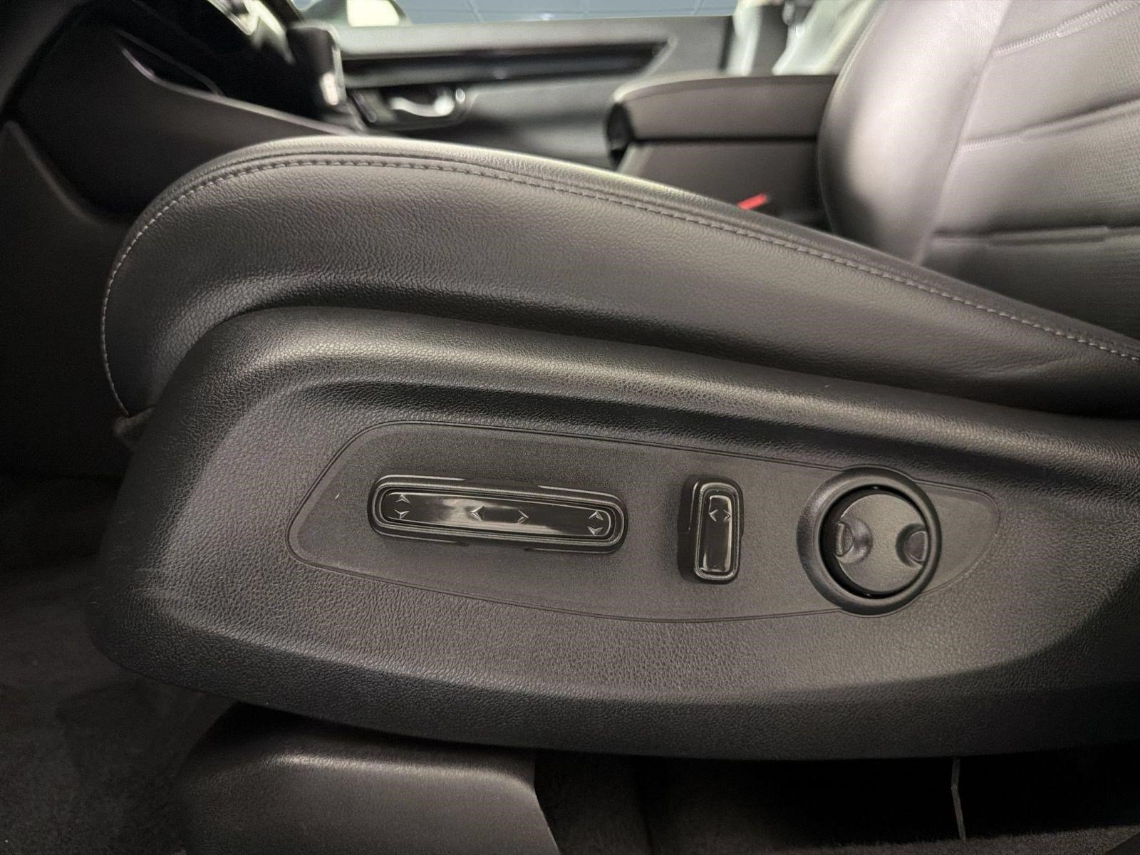 Used 2024 Honda CR-V EX-L image 16