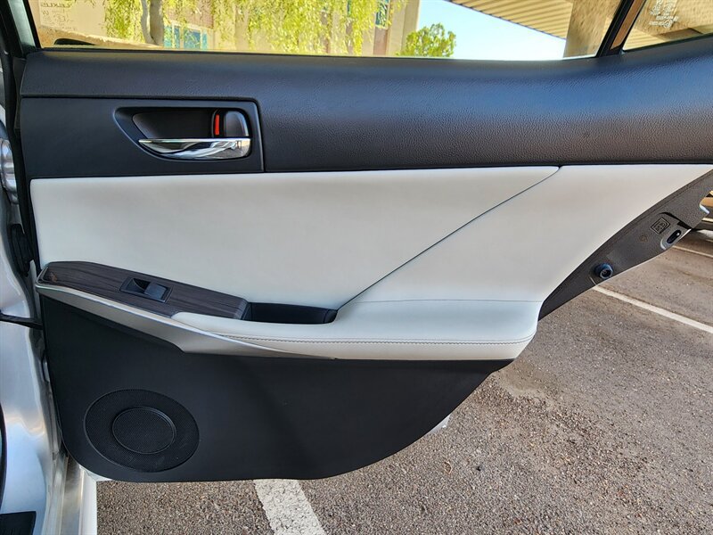 Used 2014 Lexus IS 250 AWD w/ Luxury Package w/Gray Wood image 66