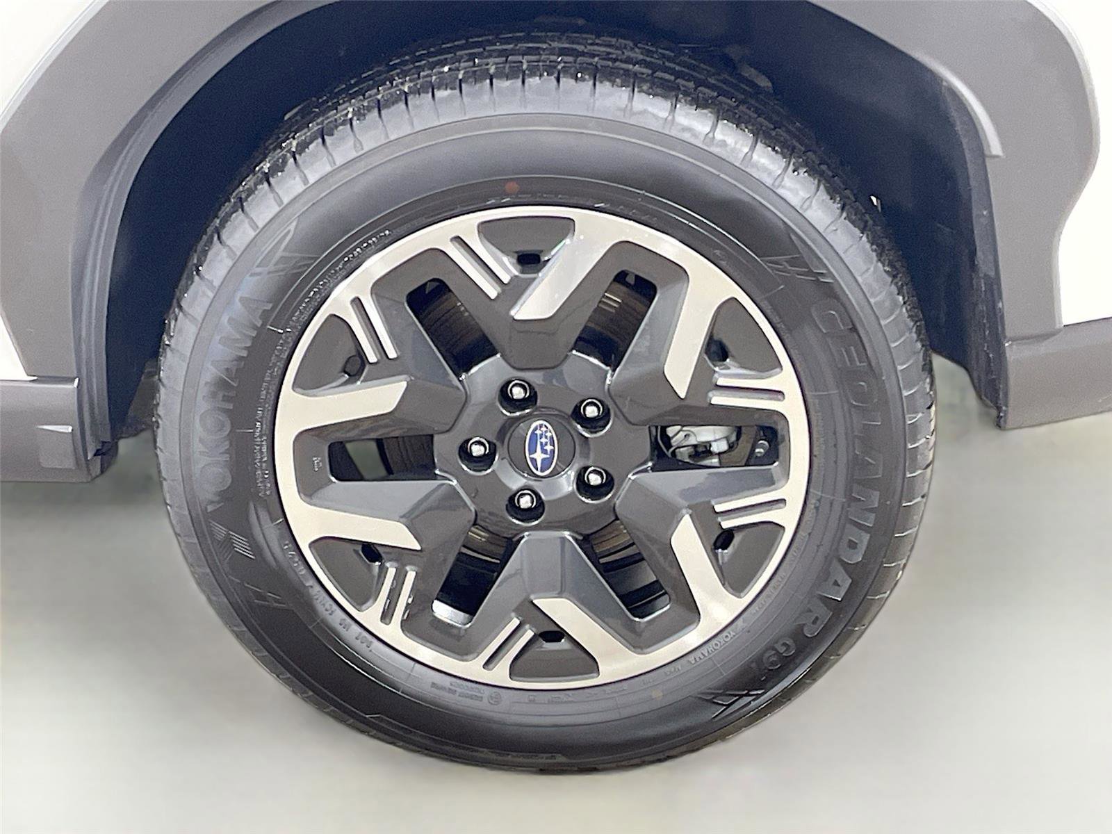 Used 2025 Subaru Forester Premium w/ Convenience Package #1 image 30