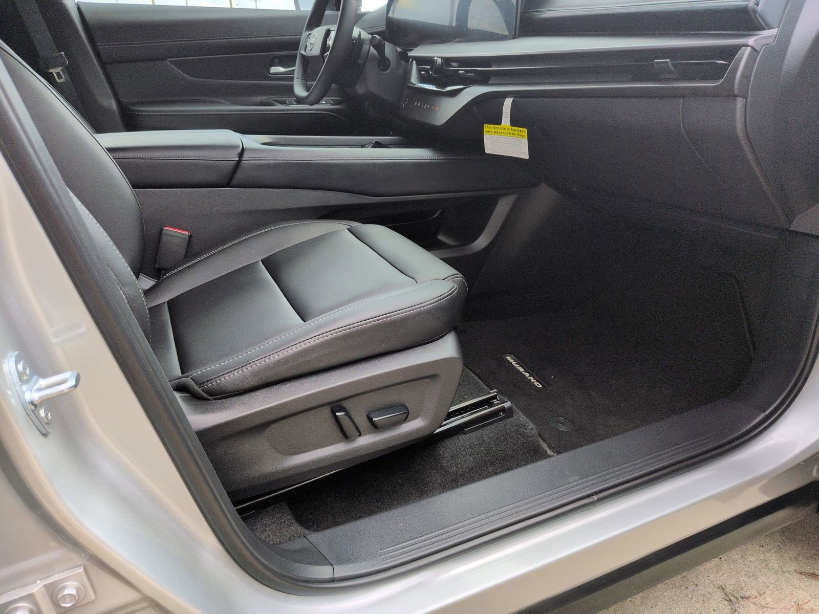 Certified 2025 Nissan Murano SV image 31