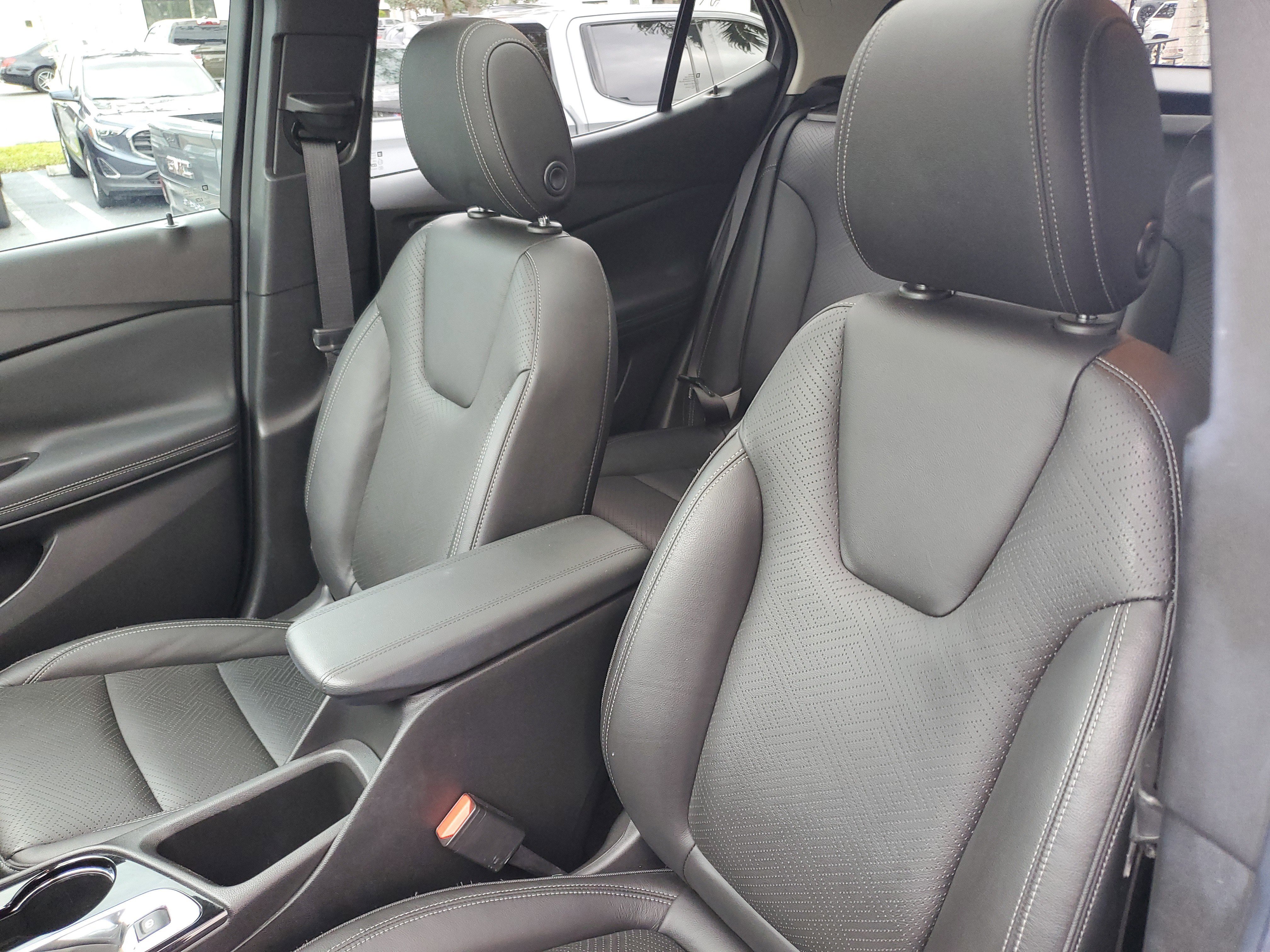 Used 2021 Buick Encore GX Essence w/ Advanced Technology Package image 21