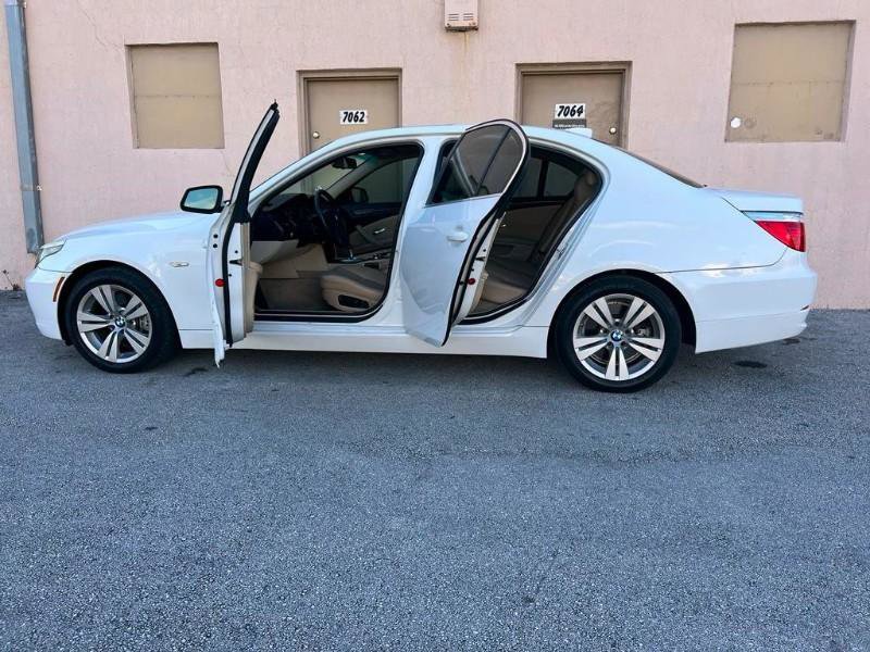 Used 2010 BMW 528i 4dr Sdn 528i RWD image 10