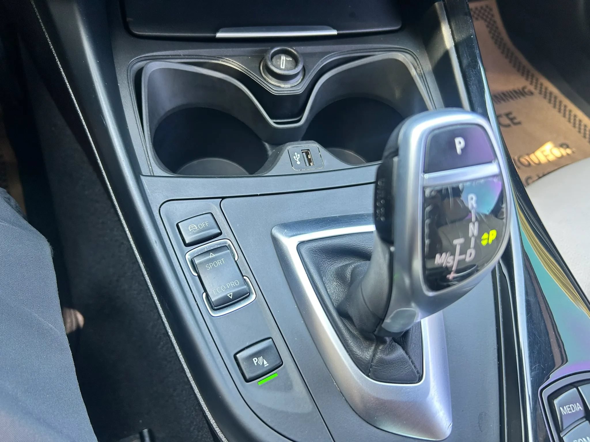 Used 2017 BMW 230i Convertible RWD image 25