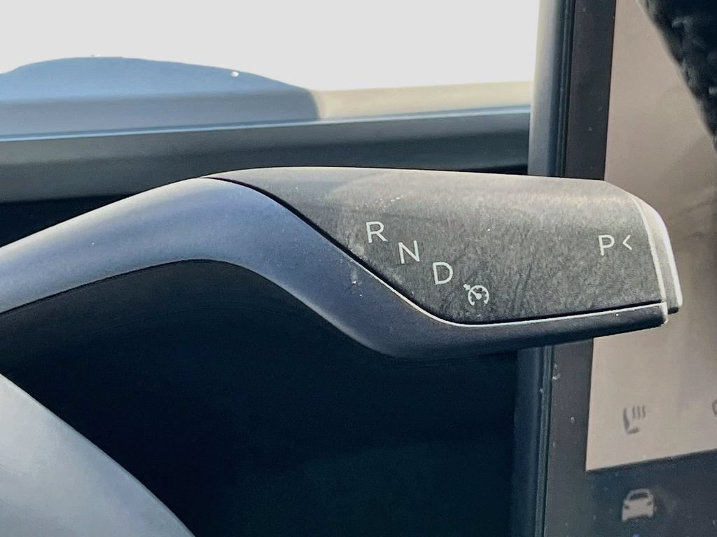 Used 2024 Tesla Model Y Performance AWD/4WD image 15
