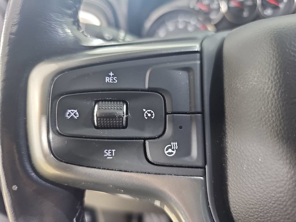 Certified 2022 Chevrolet Silverado 1500 RST AWD/4WD image 21