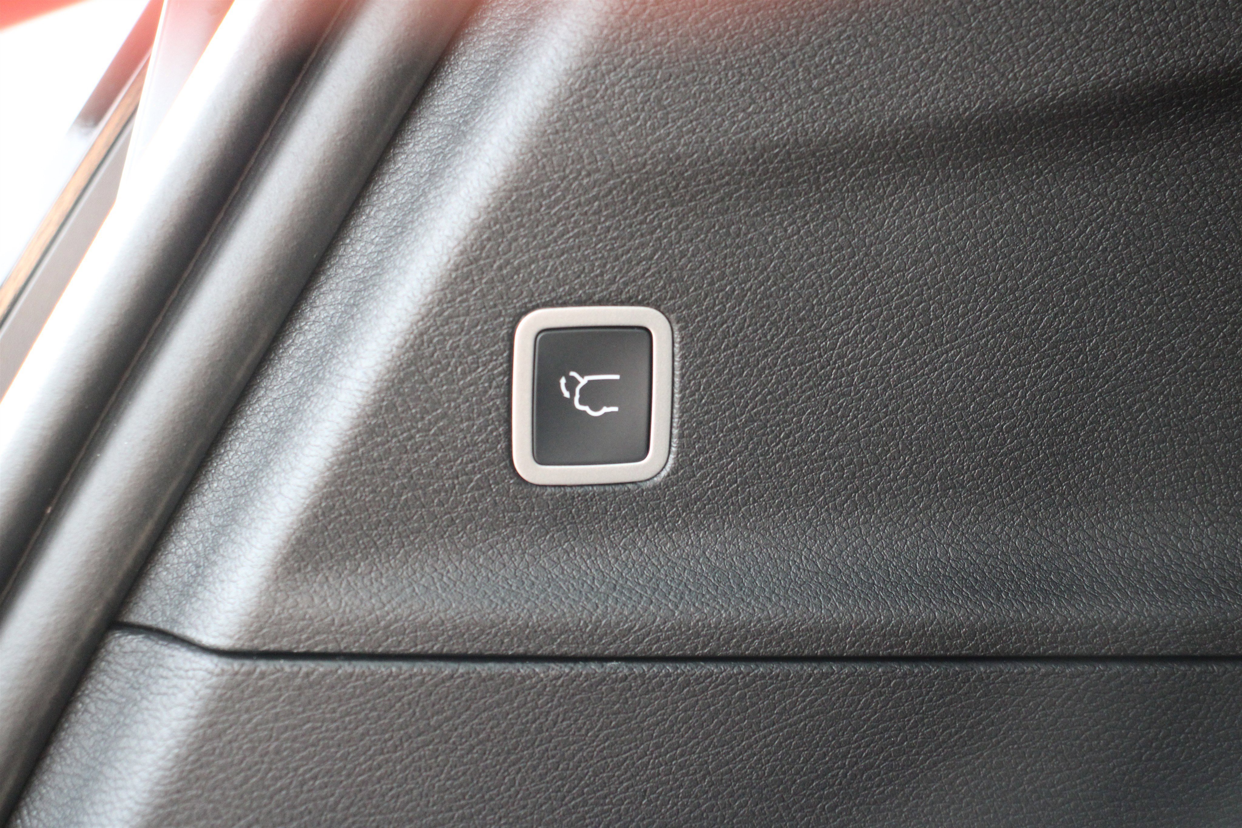 New 2026 Chrysler Pacifica Select image 26