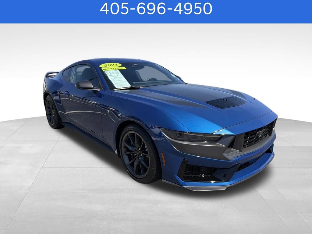 Used 2024 Ford Mustang Dark Horse image 3