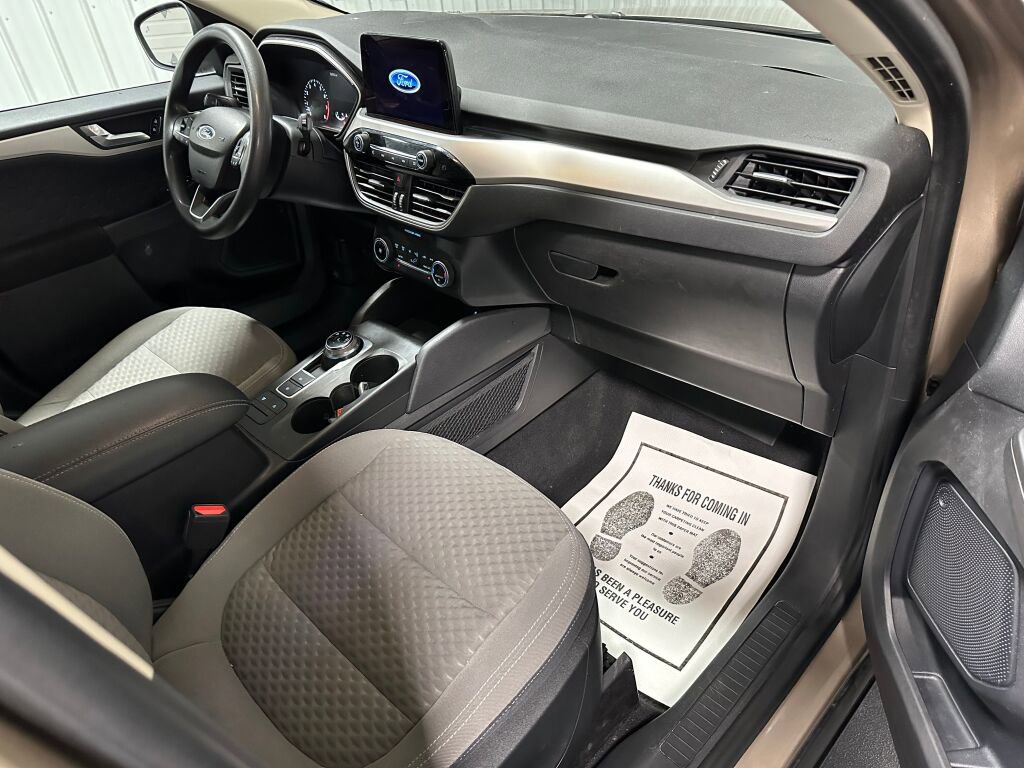 Used 2020 Ford Escape SE image 7