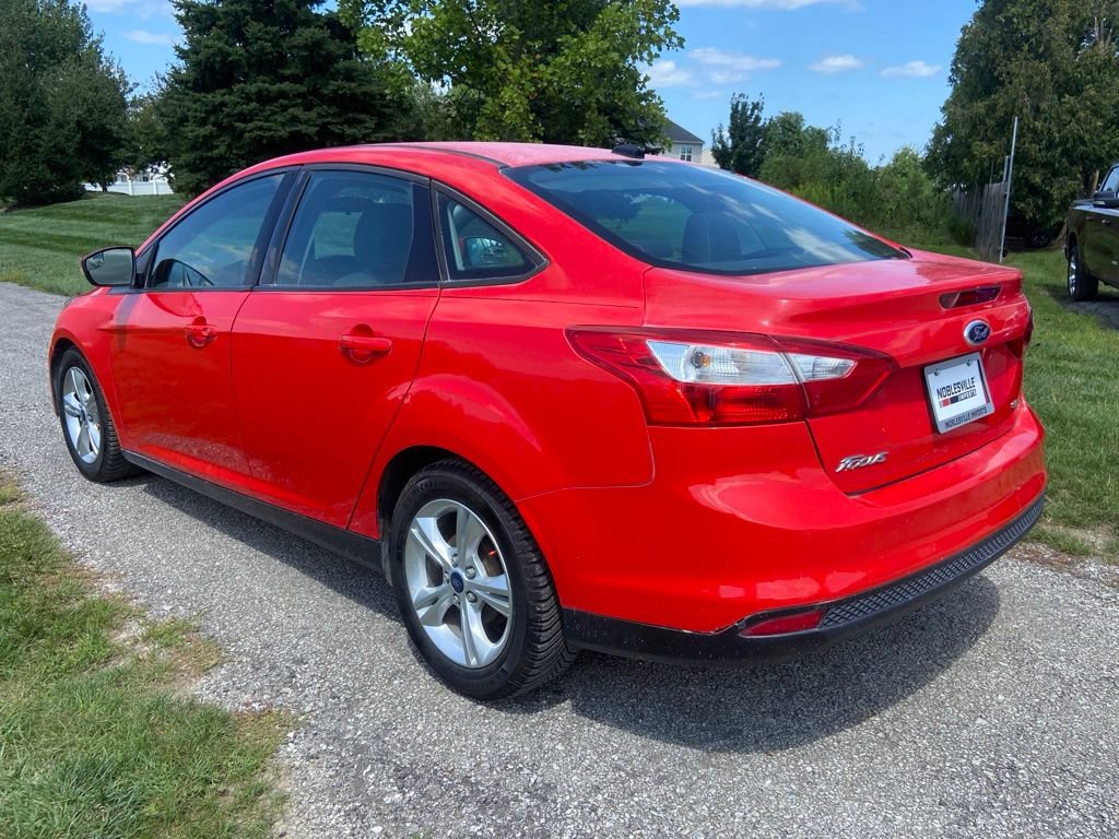 Used 2014 Ford Focus SE FWD image 3